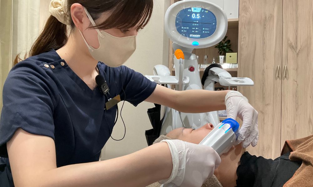 施術している様子